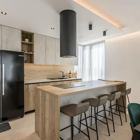 New ! Luxury - Roma 1 And 2 With Two Heated Pool Vila *