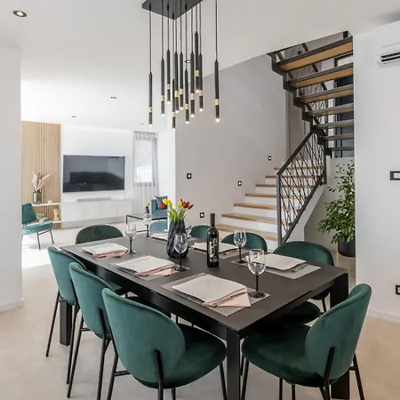 Vila New ! Luxury - Roma 1 And 2 With Two Heated Pool