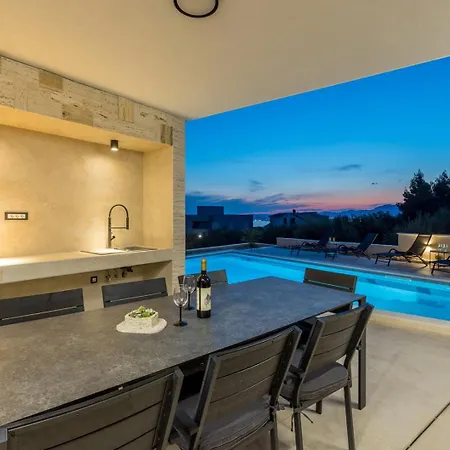 New ! Luxury - Roma 1 And 2 With Two Heated Pool