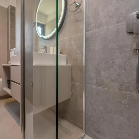 New ! Luxury - Roma 1 And 2 With Two Heated Pool Vila