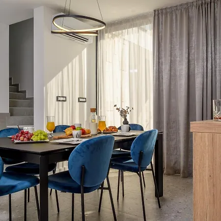 Vila New ! Luxury - Roma 1 And 2 With Two Heated Pool